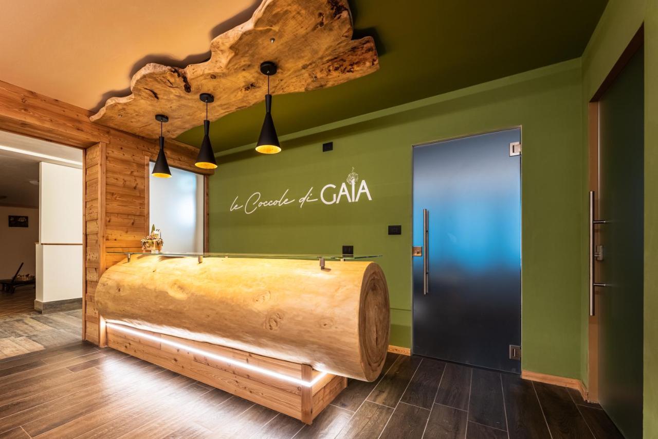 Gaia Residence Hotel Mezzana  Exterior photo